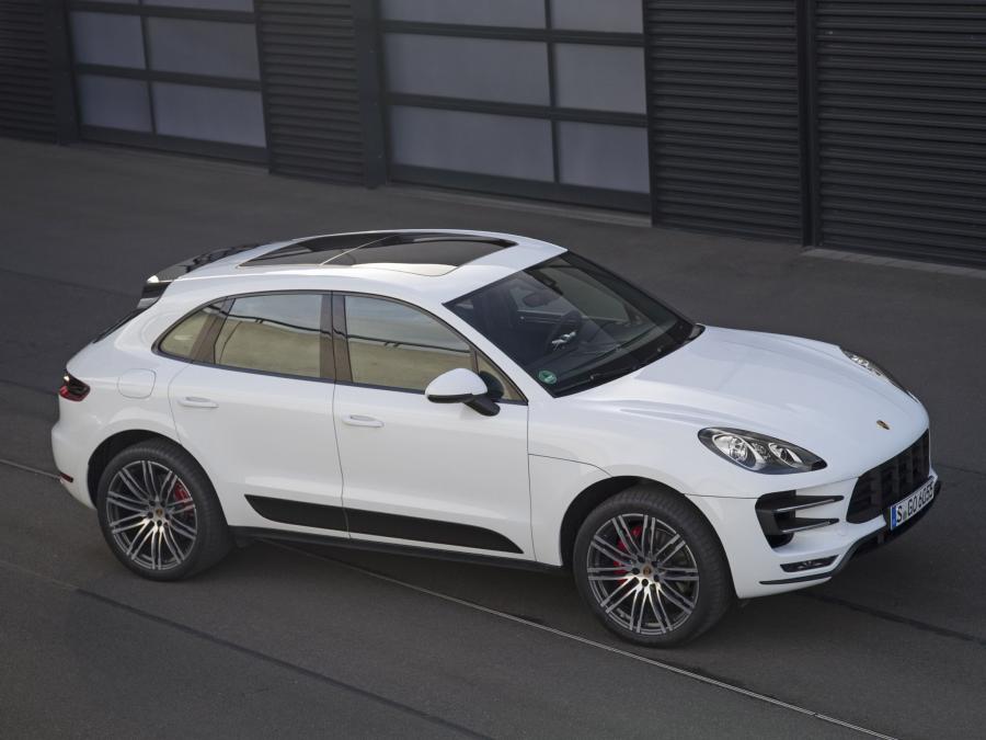  Porsche Macan Turbo 2014 года  (фото 21 из 33)